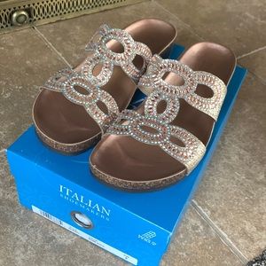 Italian Shoemakers Guendy Slide Sandle